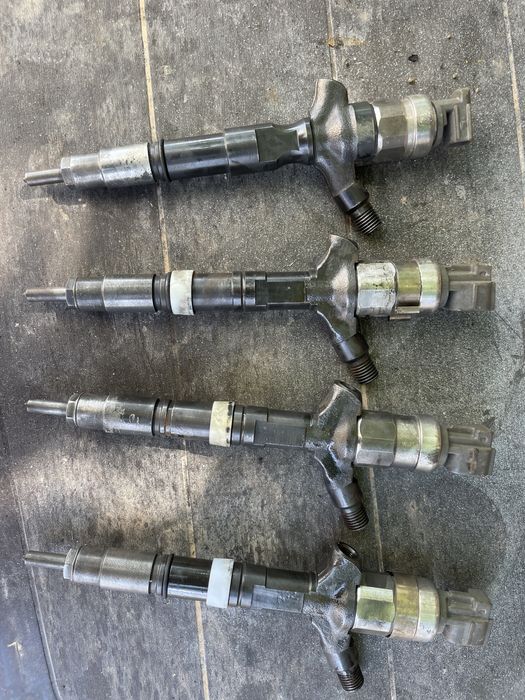 Injectoare 3.0 diesel toyota