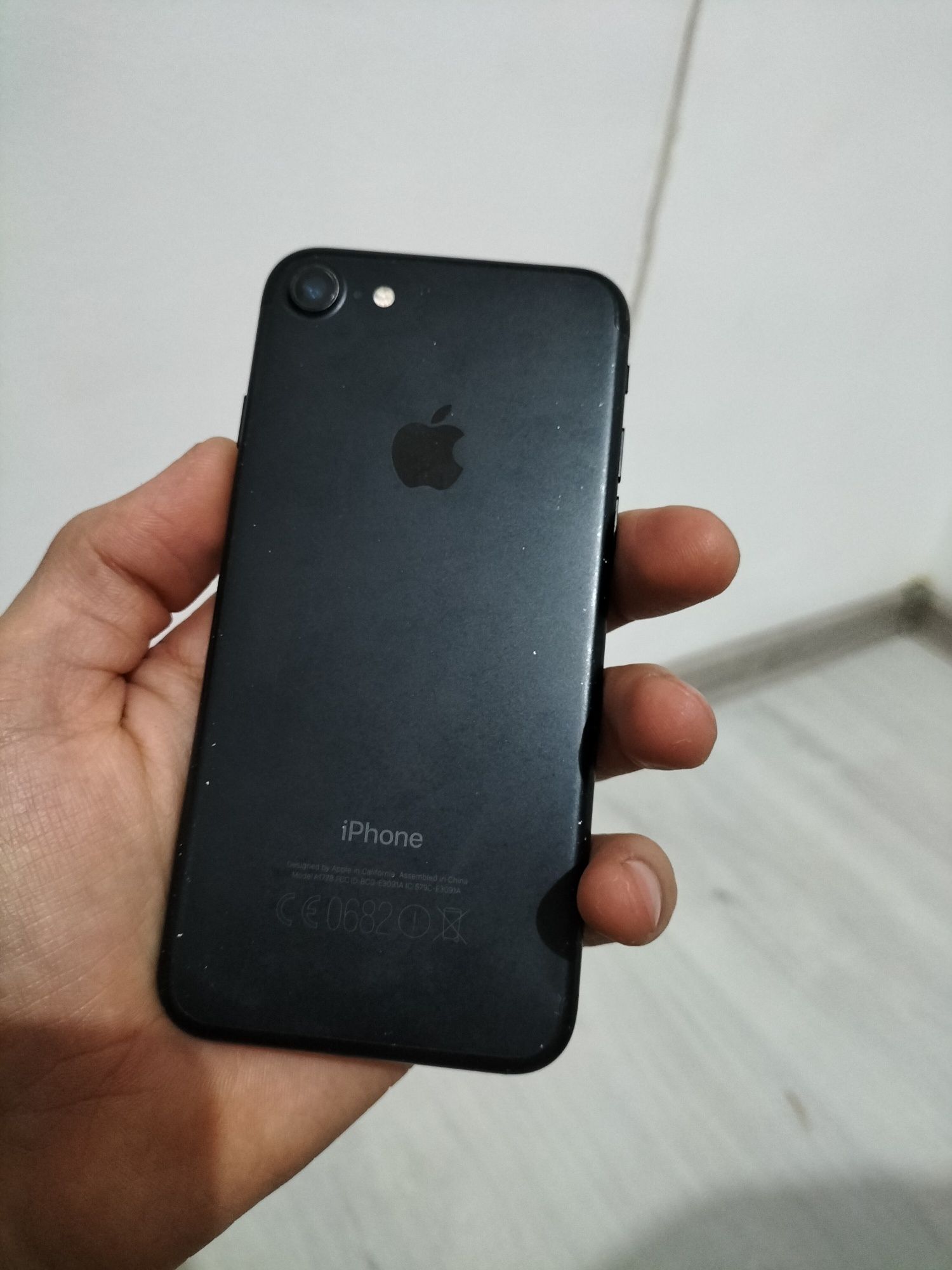 iPhone 7 black  32gb
