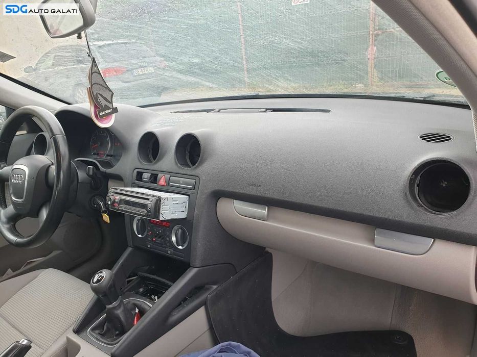 Kit Plansa Bord cu Airbag - uri si Centuri Audi A3 8P 2004 - 2008 [0171]