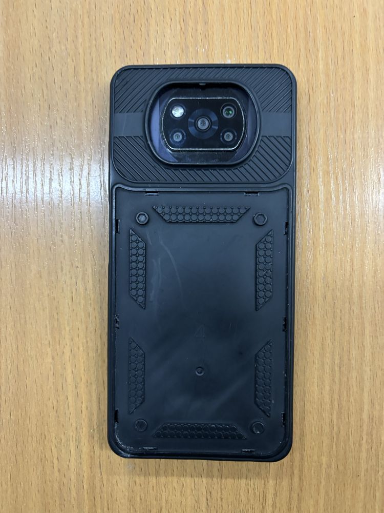 Срочно poco x3 pro 128. Зарядчик в подарок 33w