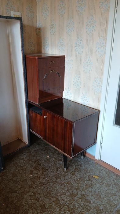 Продаётся Мебель