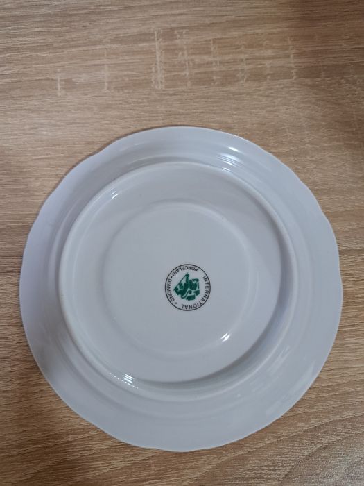 Детски порцеланови чинии!