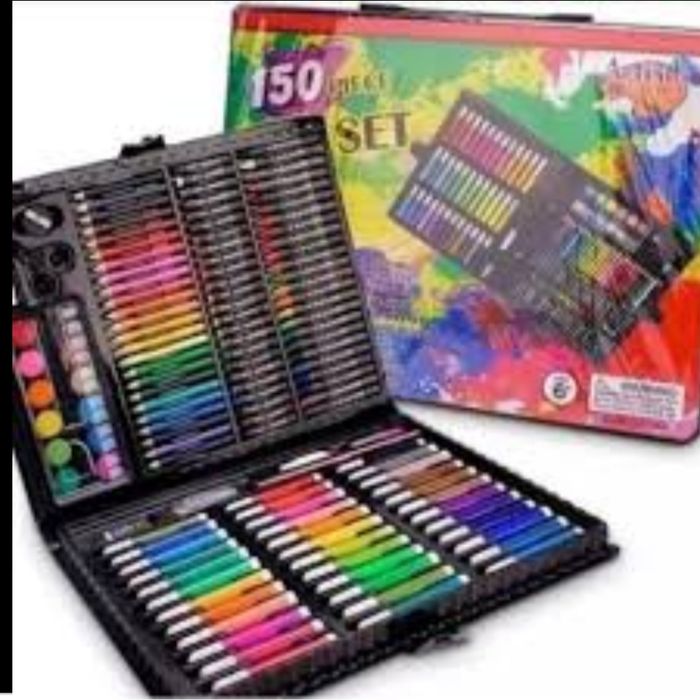 Набор карандашей новый