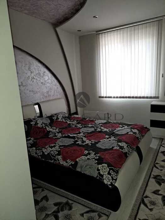 Продава се Тристаен апартамент в Пловдив, Кючук Париж - 89 кв.м за 1914 €/кв.м - Снимка #3