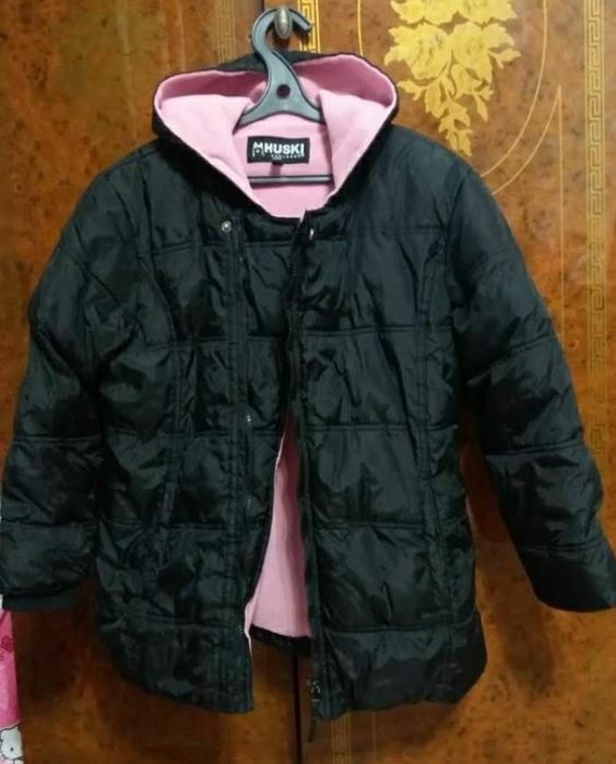 Фирменная утепленнная куртка