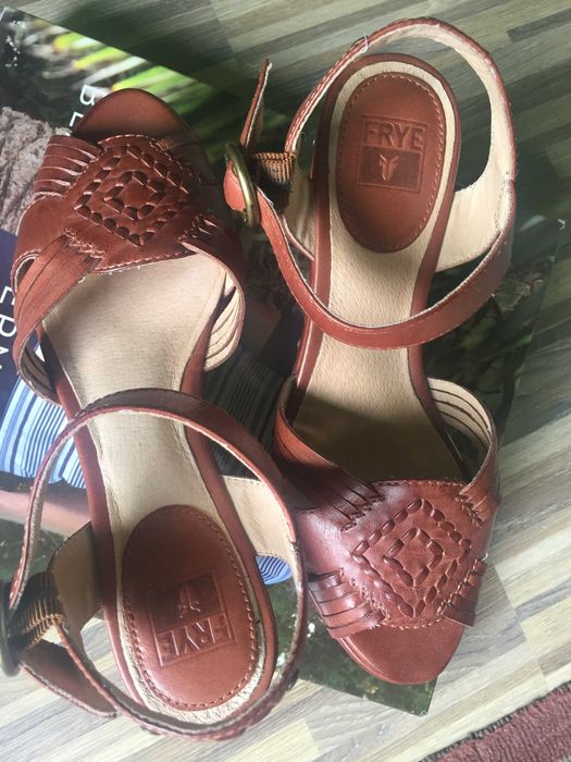 Sandale piele naturala unicat noi!