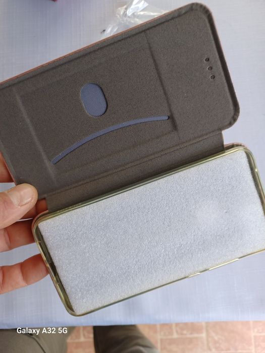 Vând  Husă telefon  XIAOMI Mi8 Lite