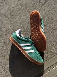 Adidas gazelle (nu samba, carhartt, stussy,new balance, evisu)