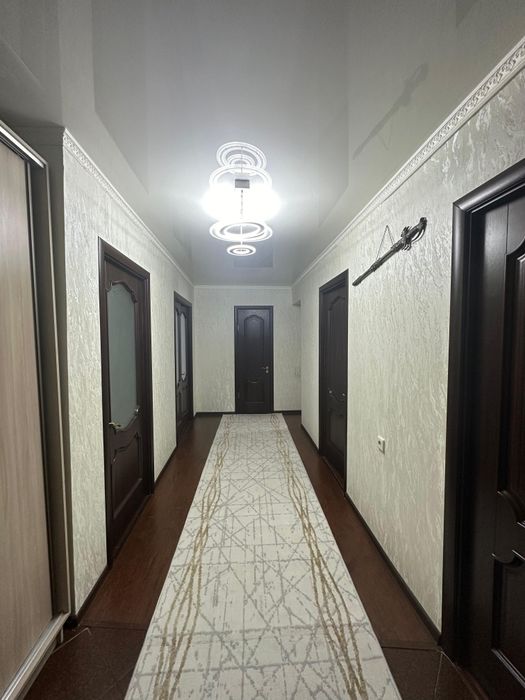 Срочно продам 4 комнатную квартиру