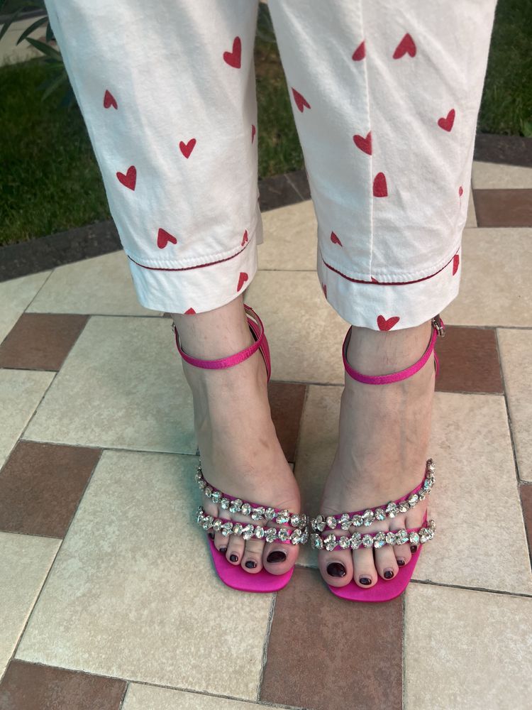 Продаю оригинальные туфли Jimmy Choo Saeda 100 в розовом цв