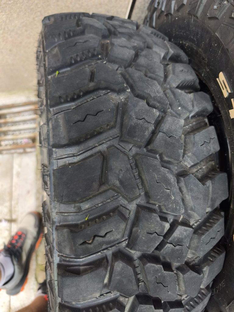 Гуми 31/10.5/15 Cooper Discoverer