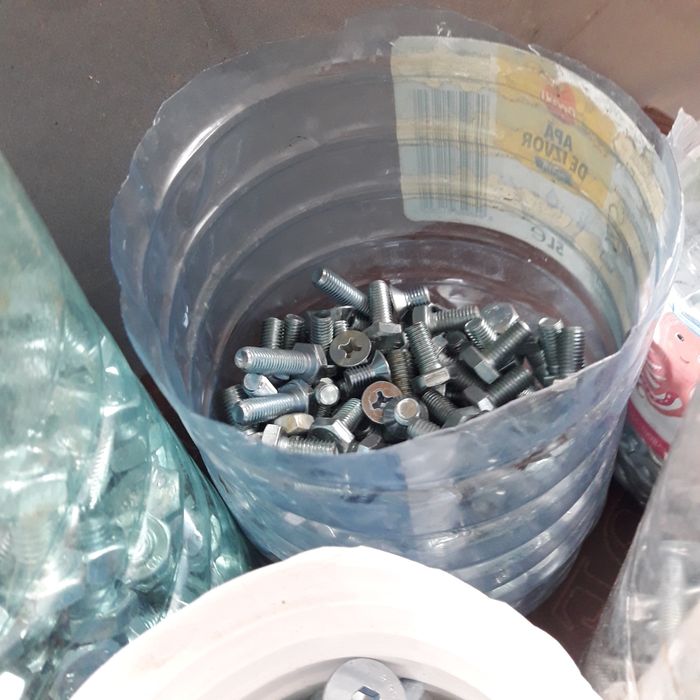 Feronerie noua zincata