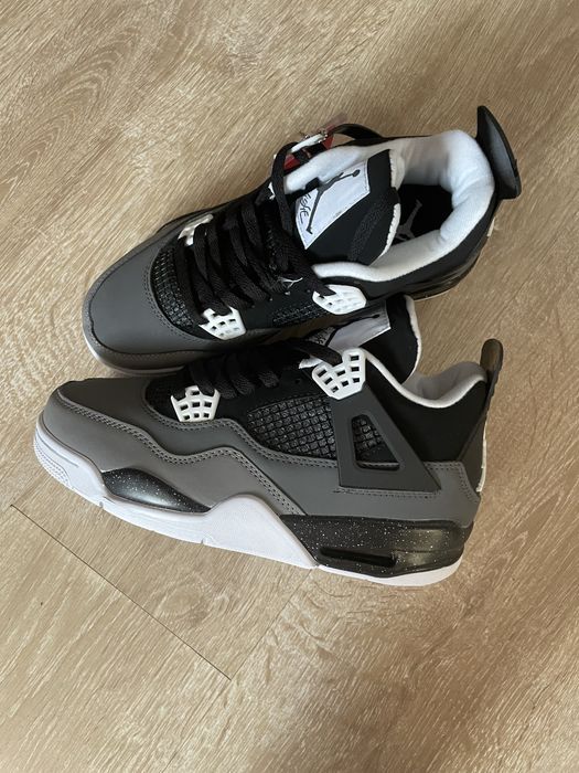 Jordan 4 retro fear