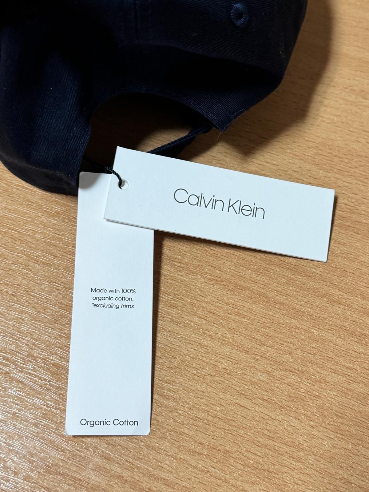 Șapcă Calvin klein noua originala