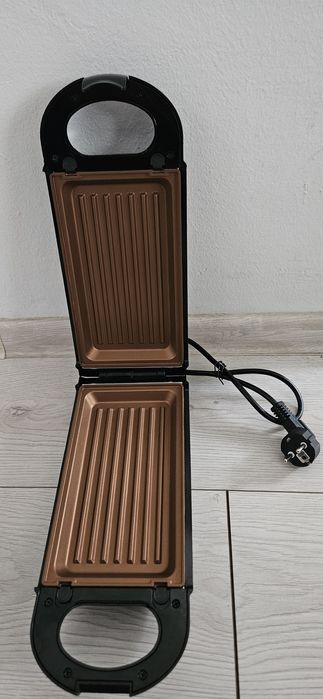 Gratar electric Livington FlipSwitch + 3 placi suplimentare