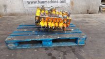 Distribuitor Hidraulic excavator Komatsu PC 290 , PAA33777