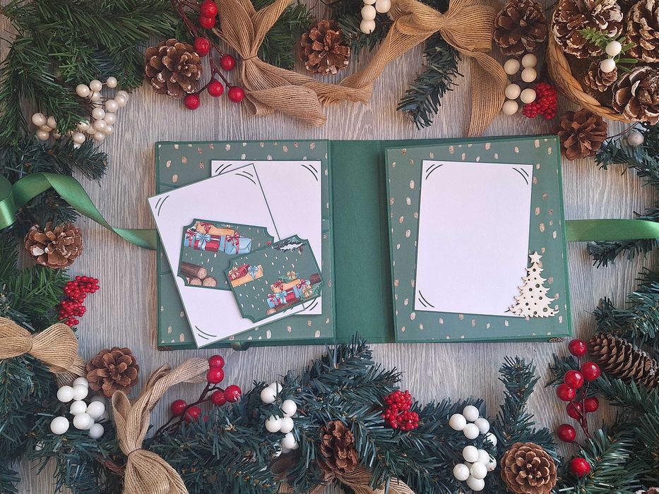 Скрапбук албум "Вълшебството на Коледа", ръчна изработка /52.29