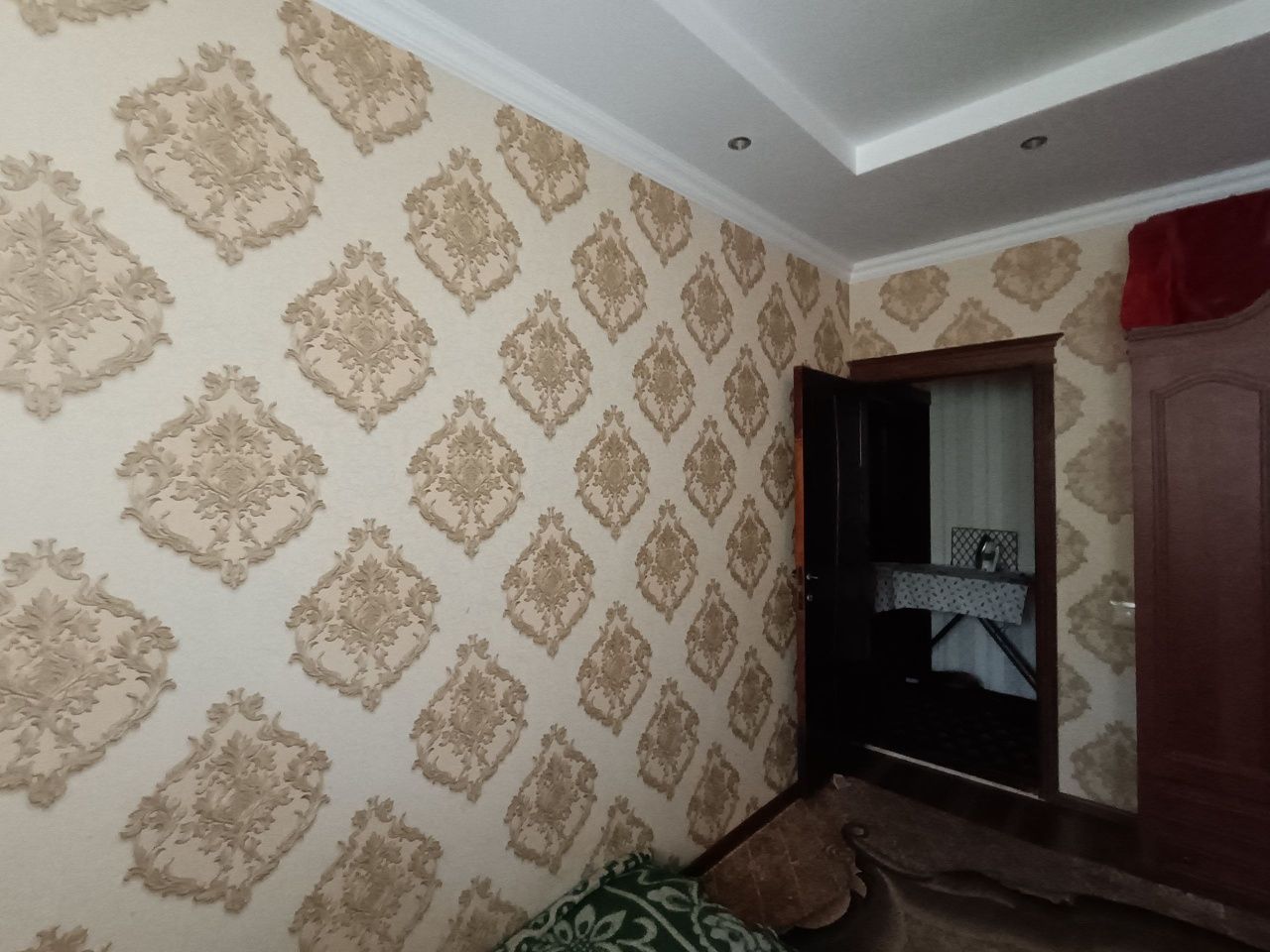 Продаётся 3ком квартира в 9мик-район