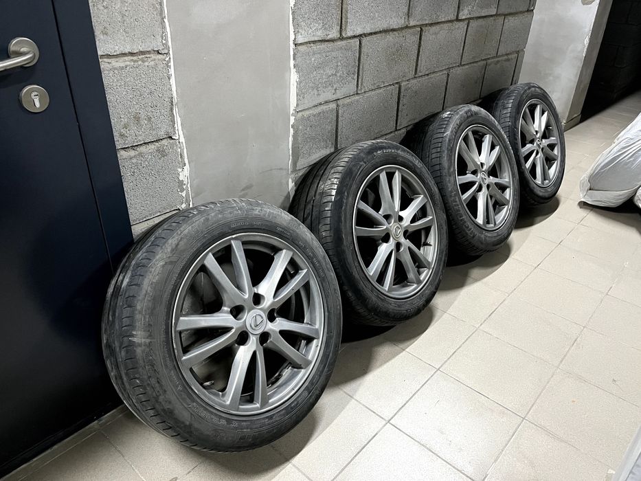 Оригинальные диски Lexus IS250 R17 + летние шины Michelin (Toyota)