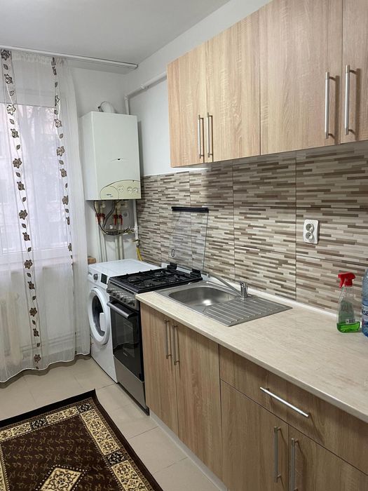 Apartament de închiriat.
