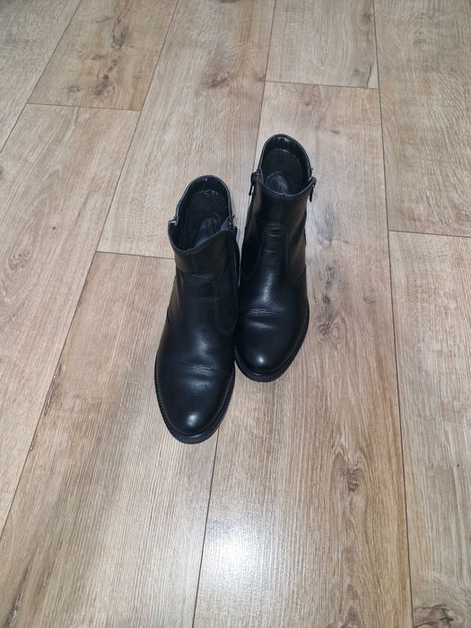 Ghete dama marimea 36 (îngust)