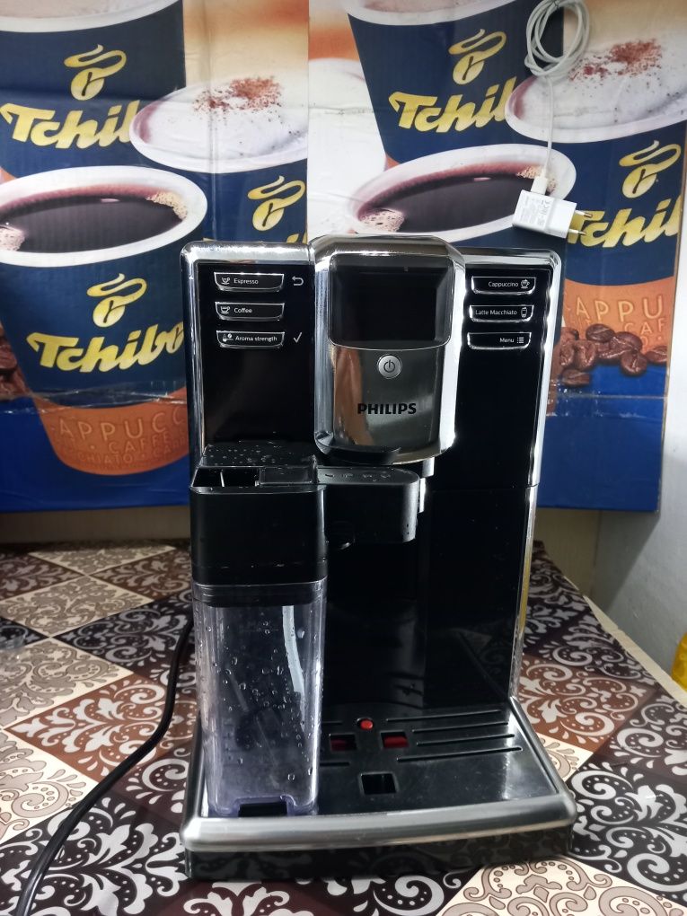 Expresor cafea Delonghi Magnifica/ S / Philips.