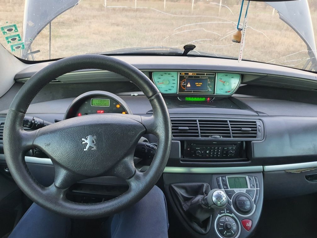 Peugeot 807 на части