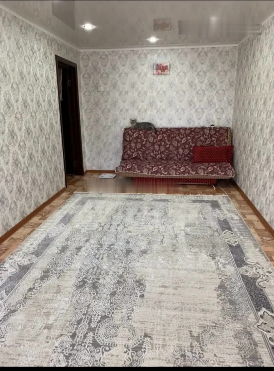 Продаётся 2 комн, район Вокзал