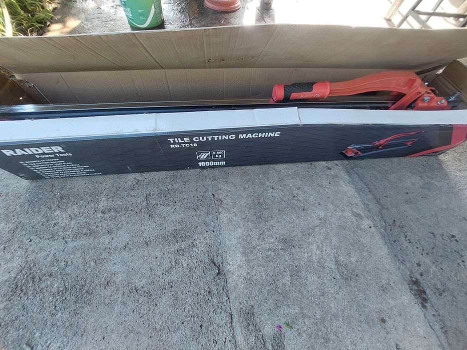 Машина за плочки  RAIDER