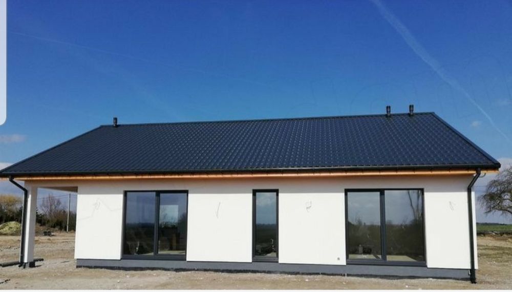 Vand case modulare la cheie