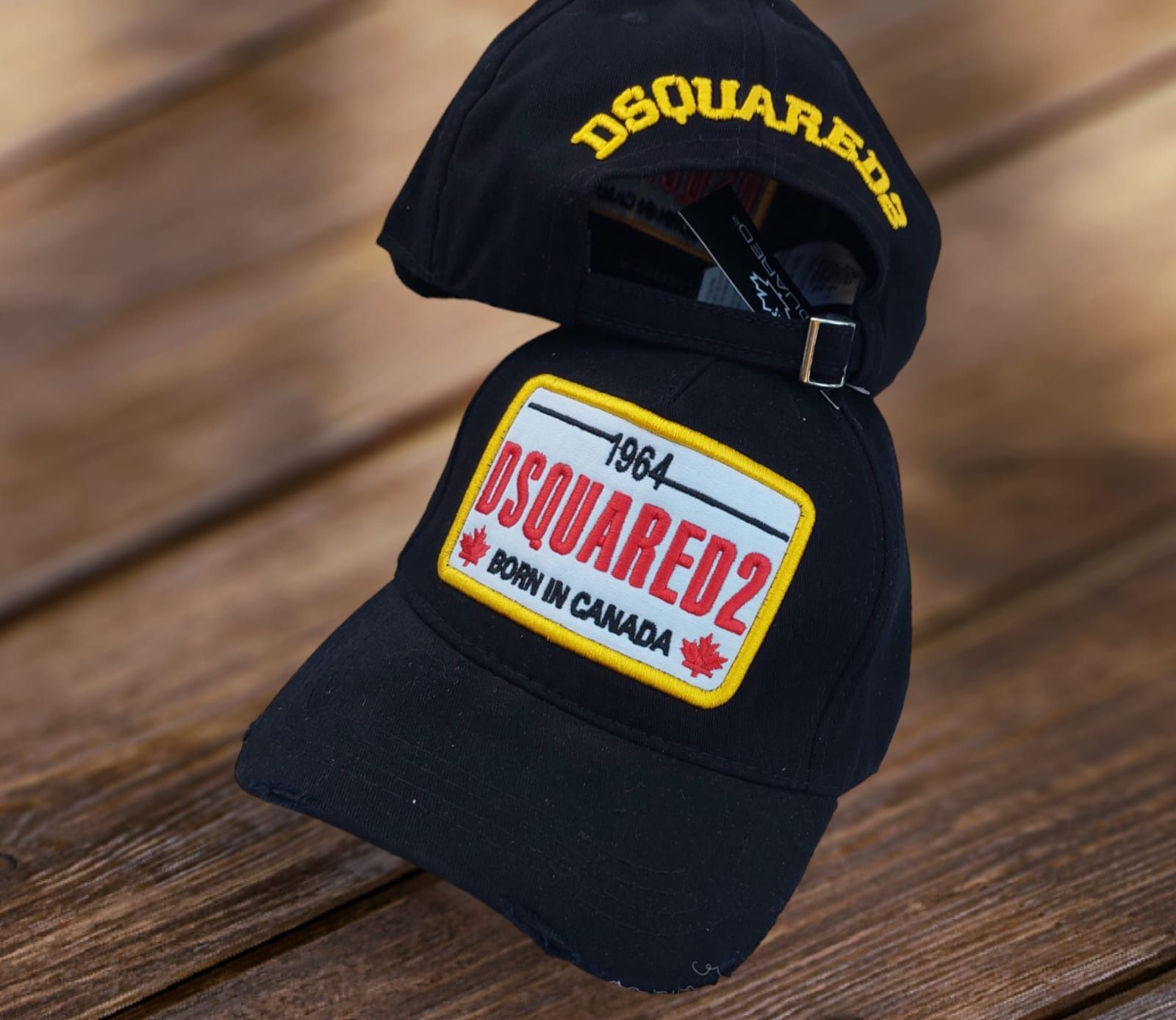 D 2 hats летни шапки с козирка, лого бродерия регулация