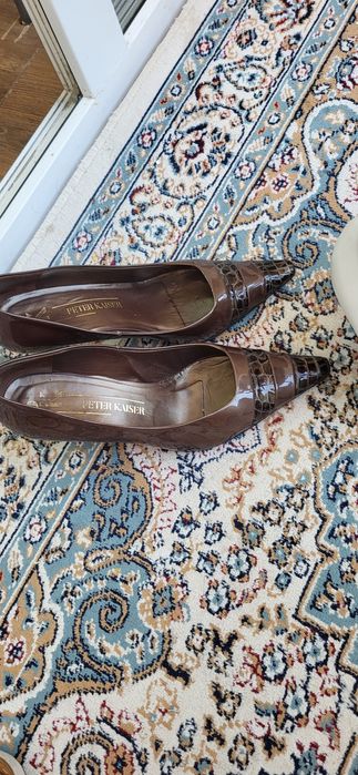 Немецкие лаковые туфли срочно продам