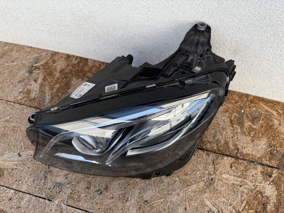Far stanga Mercedes E Class W213 Full LED MultiBeam Original Europa