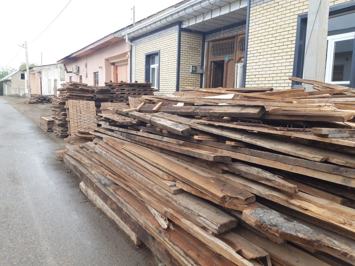 Eski taxta cho'b bolorlar arzon narxda sotiladi