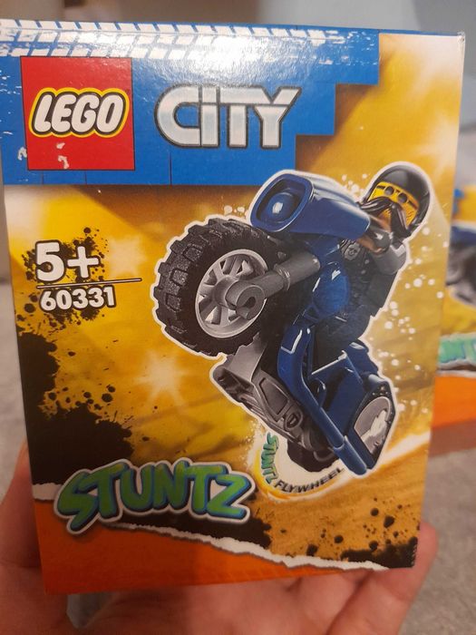 Волк одиночка. Lego city