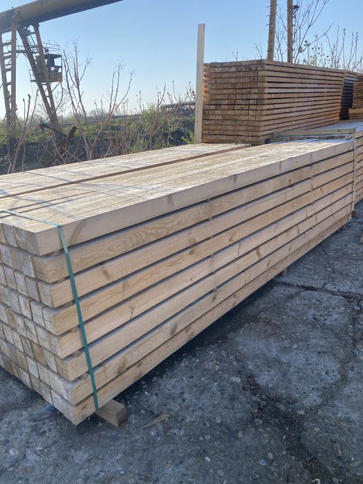 Дървен строителен материал