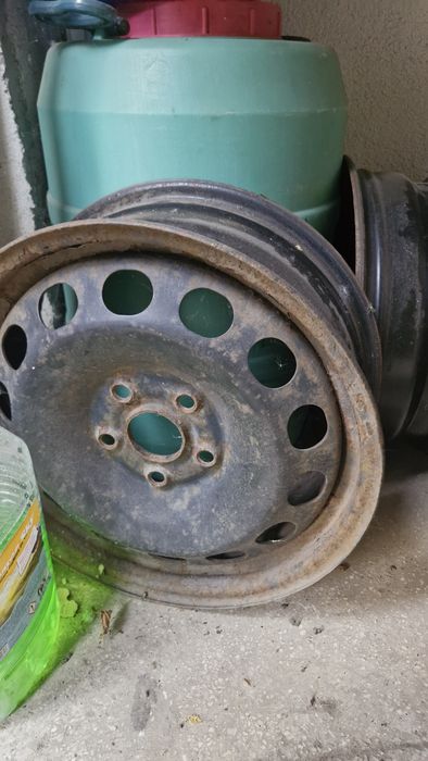 Cauciucuri / Anvelope Tigar Iarna 215 55 16 + jante tabla