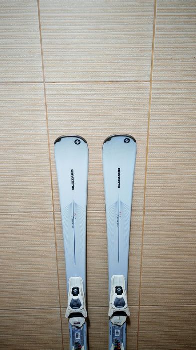 Schiuri blizzard elevate 7.2 La 139 -140 cm-clapari ski