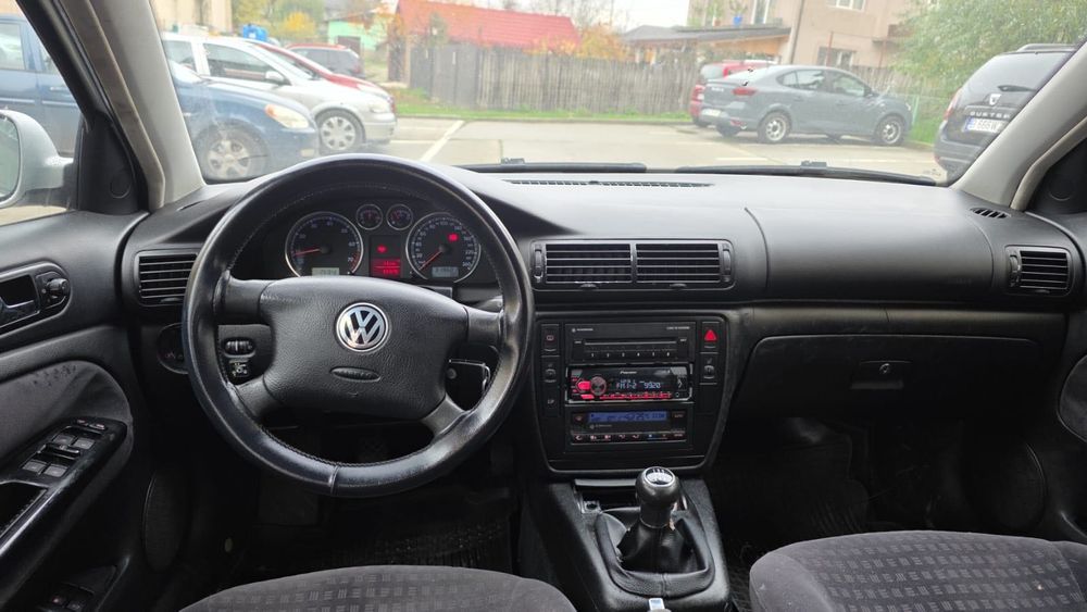 Mașina Passat B5.5