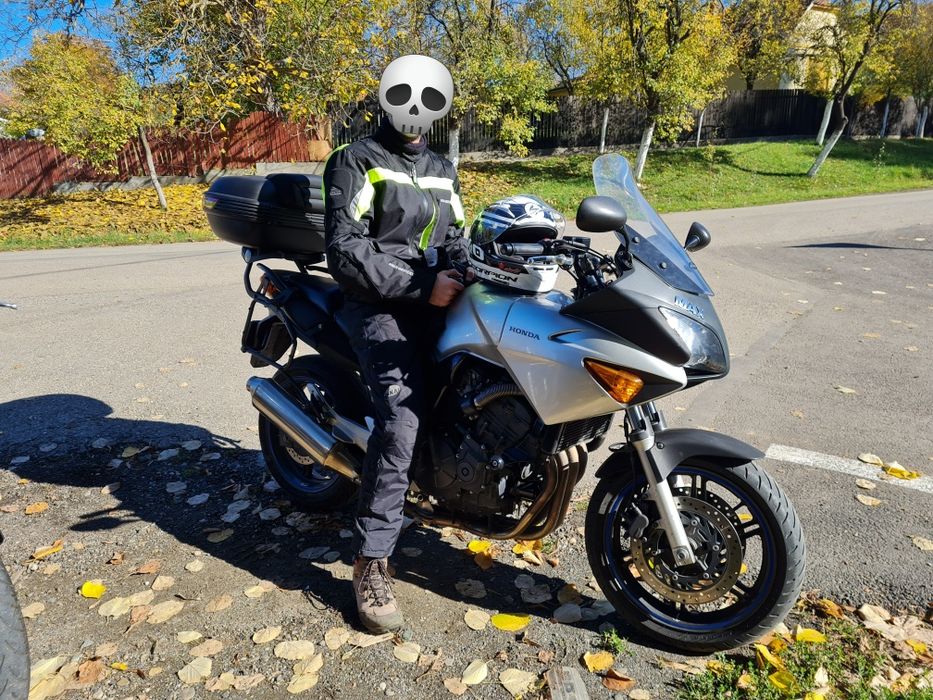 Motocicleta Honda CBF600