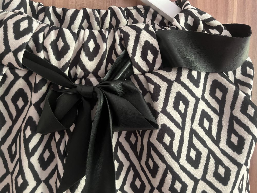 Pantaloni eleganti
