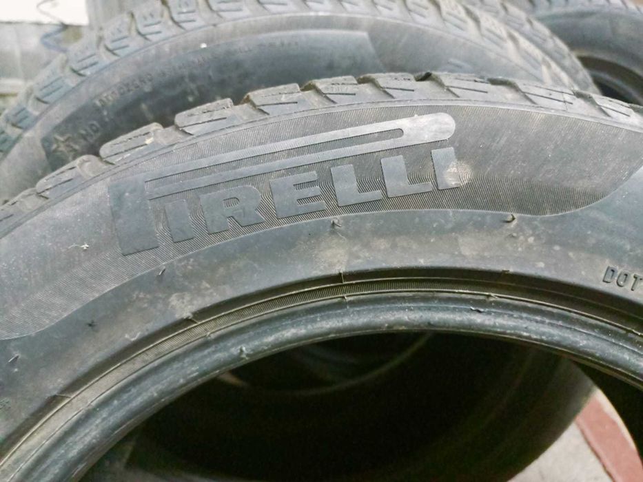Cauciucuri Pirelli Sottozero