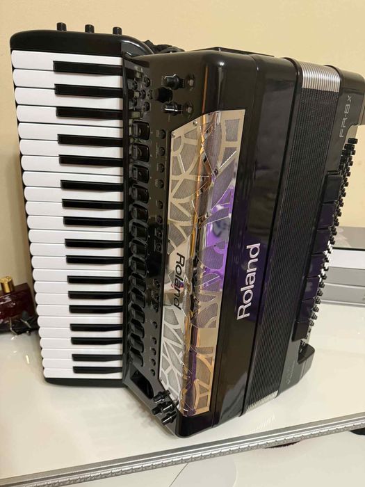 Vand Acordeon Roland FR-8X Nou