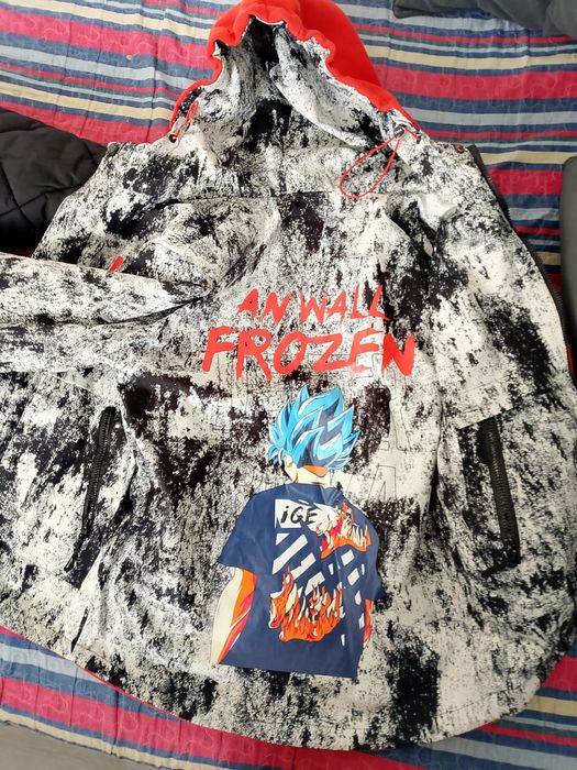 Продам подростковую куртку и женскую