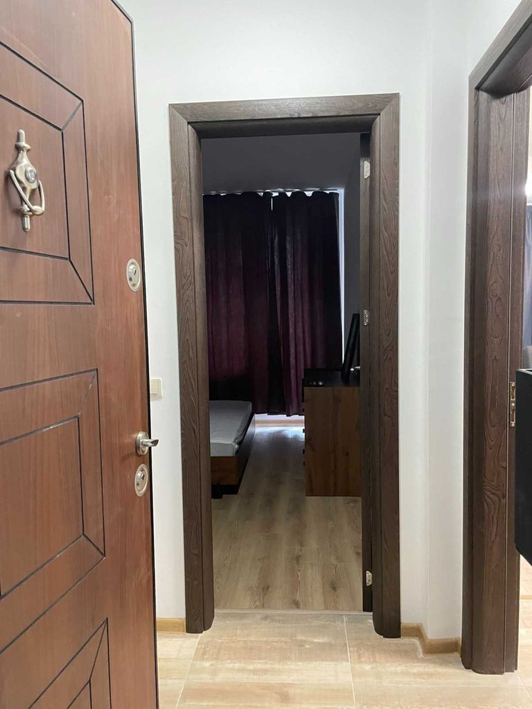 Дава се под наем Двустаен апартамент в София, Връбница 1 - 50 кв.м за 484.5 € - Снимка #13