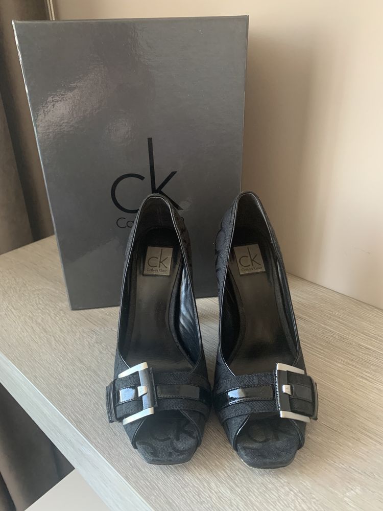 Pantofi dama decupati, Calvin Klein