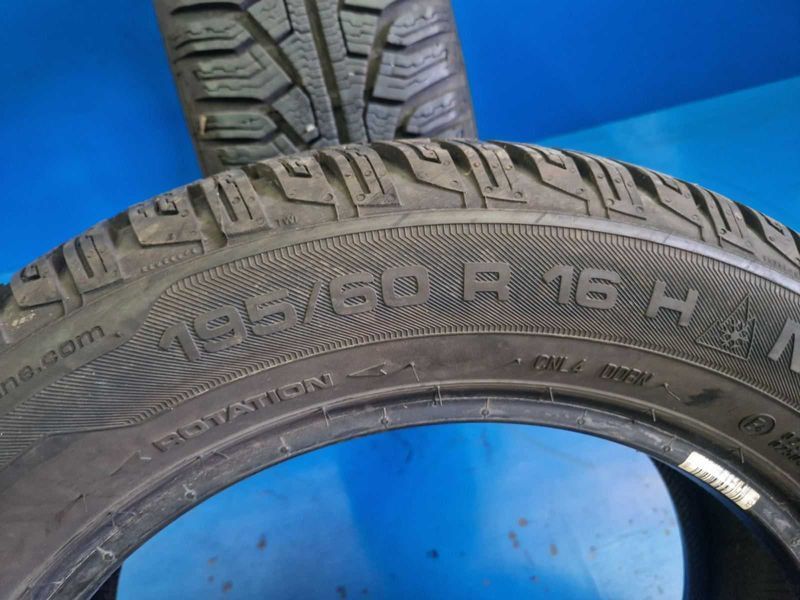 2 Uniroyal R16 195/60
зимни гуми DOT3818