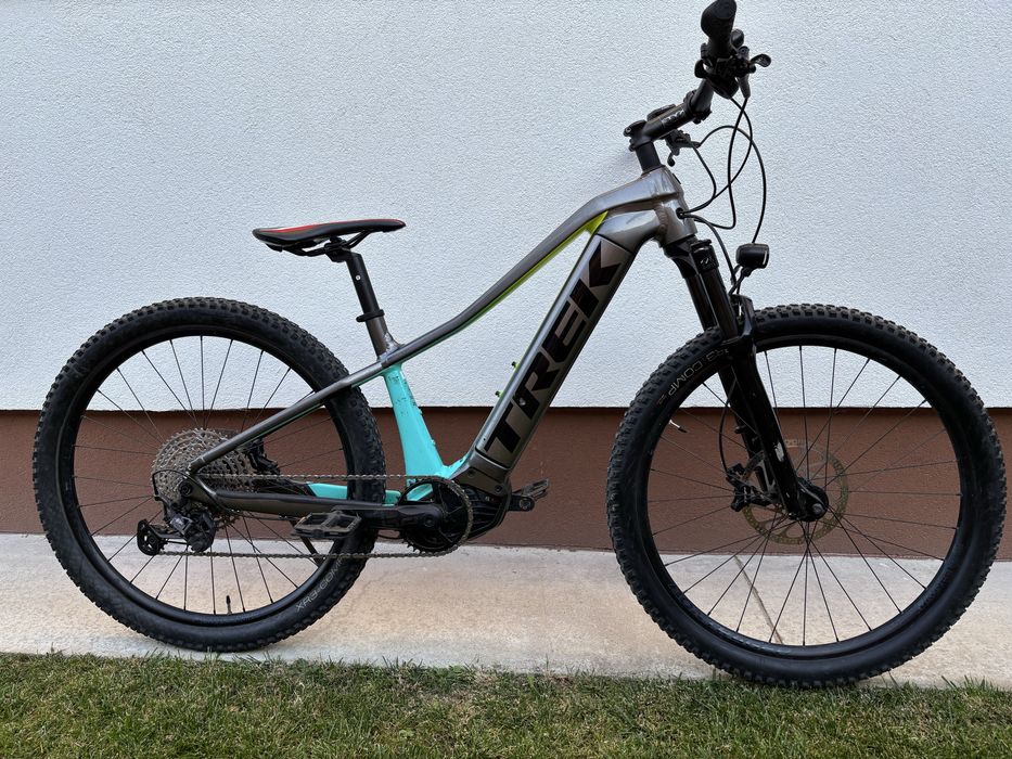 Bicicleta e-mtb Trek Powerfly 5 marimea S motor Bosch baterie 625 Wh