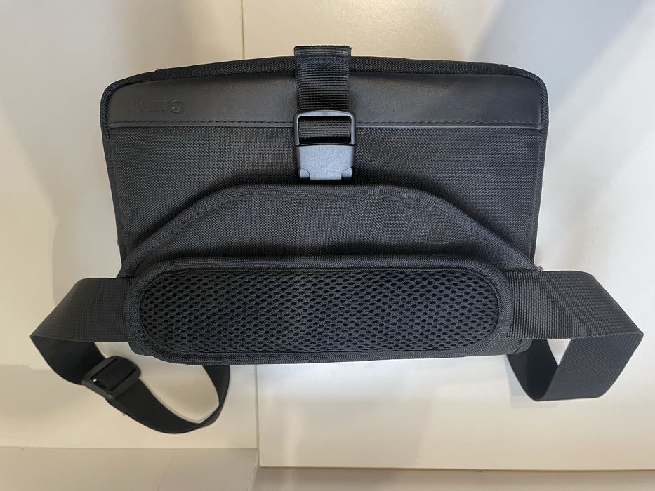 Canon EOS 2000D 18/55