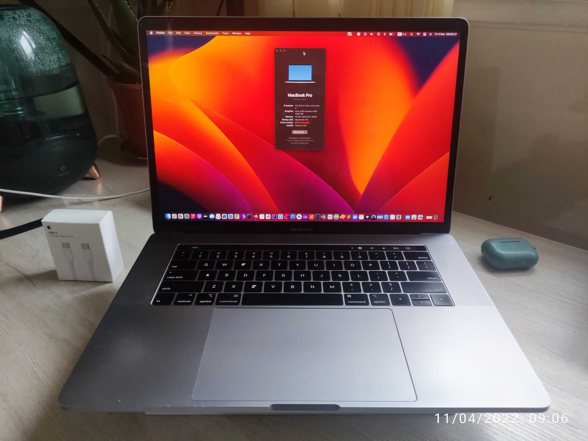 Macbook Pro 15 Touchbar, 2019-mid